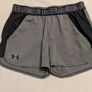 Under Armour short